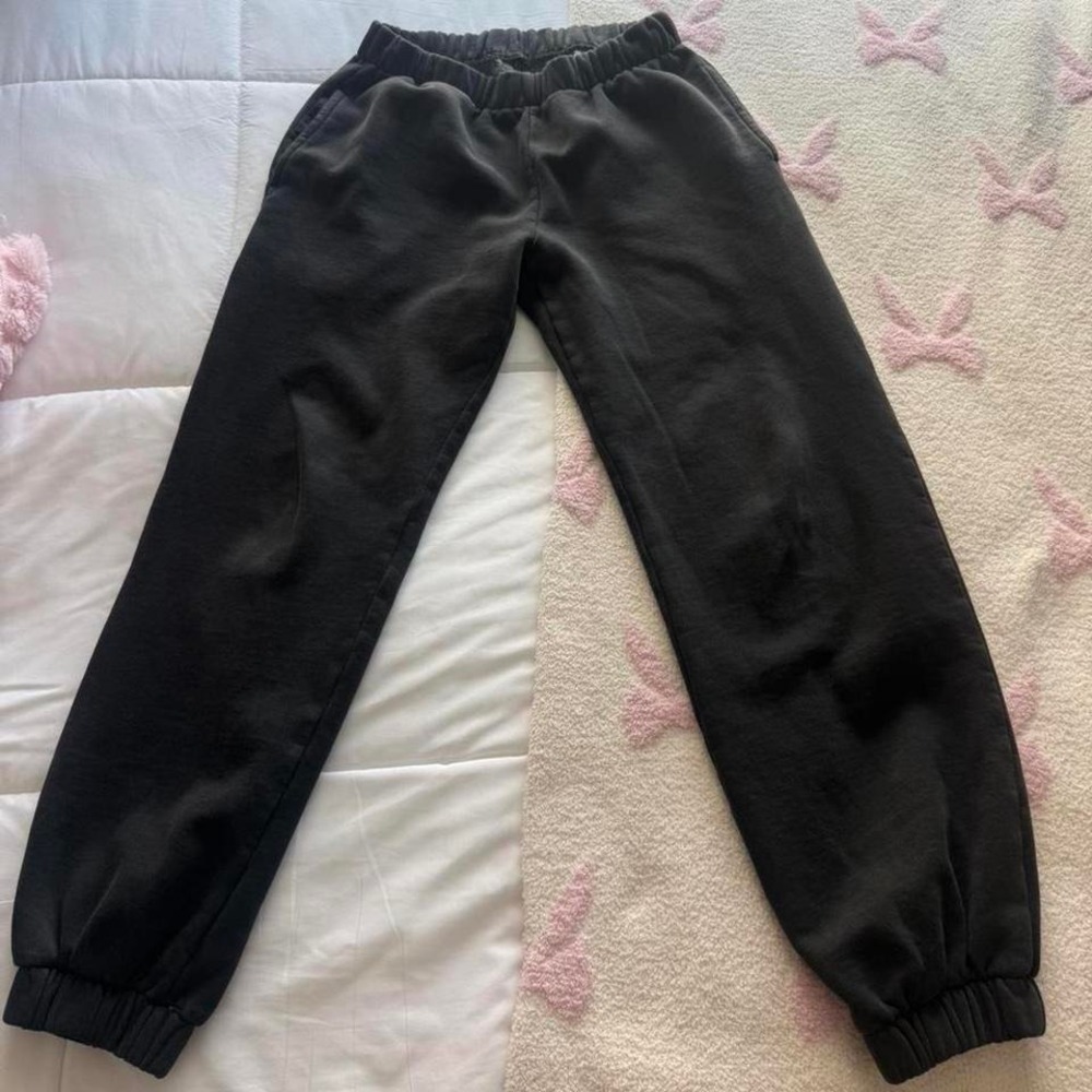 black brandy Melville Rosa sweatpants joggers - Picture 4 of 6